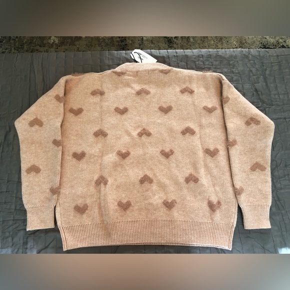 Adora Heart Sweater - Picture 5 of 6
